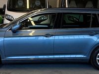 Gebraucht VW Passat Comfortline 150 PS (110 kW) 2015 Blau Kombi