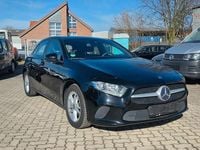 Gebraucht Mercedes A180 116 PS (85 kW) 2019 Schwarz Limousine