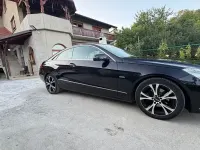 Gebraucht Mercedes E200 184 PS (135 kW) 2010 Schwarz Coupé