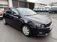 Gebraucht Peugeot 308 Active 131 PS (96 kW) 2019 Blau Limousine