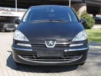Gebraucht Peugeot 807 Tendance 163 PS (119 kW) 2011 Braun Van / Kleinbus