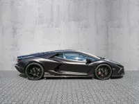Gebraucht Lamborghini Revuelto 1014 PS (745 kW) 2026 Braun Coupé