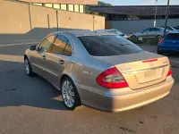 Gebraucht Mercedes E200 185 PS (136 kW) 2006 Grau Limousine