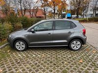 Gebraucht VW Polo Life 69 PS (50 kW) 2013 Grün Kleinwagen