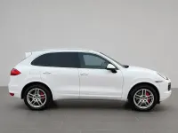 Gebraucht Porsche Cayenne Diesel 245 PS (180 kW) 2012 Weiß SUV