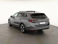 Gebraucht Skoda Superb 193 PS (141 kW) 2024 Grau Kombi