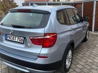 Gebraucht BMW X3 186 PS (136 kW) 2011 Blau SUV