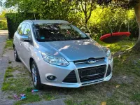 Gebraucht Ford Focus 116 PS (85 kW) 2014 Silber Limousine