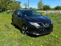 Gebraucht Nissan Qashqai N-Connecta 116 PS (85 kW) 2017 Schwarz SUV