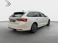 Gebraucht Skoda Octavia Selection 150 PS (110 kW) 2025 Weiß Kombi