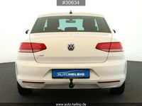 Gebraucht VW Passat Comfortline 150 PS (110 kW) 2017 Weiß Limousine