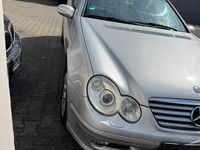 Gebraucht Mercedes 180 146 PS (107 kW) 2004 Silber Limousine