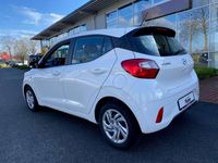 Gebraucht Hyundai i10 Select 67 PS (49 kW) 2023 Atlas white / sol Kleinwagen