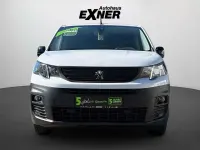 Gebraucht Peugeot Partner Premium 102 PS (75 kW) 2023 Kaolin weiß Van / Kleinbus