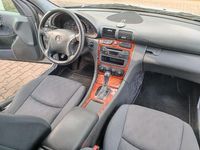 Gebraucht Mercedes C220 143 PS (105 kW) 2002 Silber Kombi