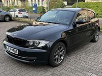 Gebraucht BMW 116 122 PS (89 kW) 2008 Schwarz Kleinwagen