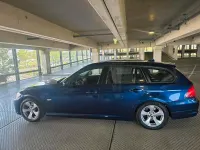 Gebraucht BMW 320 163 PS (119 kW) 2011 Blau Kombi