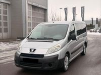 Gebraucht Peugeot TePee 90 PS (66 kW) 2011 Silber Van / Kleinbus