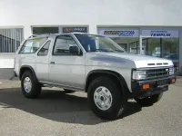 Gebraucht Nissan Terrano 103 PS (75 kW) 1988 Silber SUV