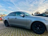Gebraucht BMW 525 192 PS (141 kW) 2004 Silber Limousine