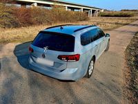 Gebraucht VW Passat Business 122 PS (89 kW) 2022 Grau Kombi