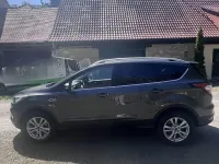 Gebraucht Ford Kuga 150 PS (110 kW) 2018 Grau SUV