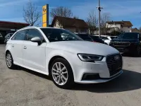 Gebraucht Audi e-tron Design 204 PS (150 kW) 2020 Gletscherweiss (metallic) SUV