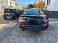 Gebraucht Mercedes C180 156 PS (114 kW) 2011 Schwarz Coupé