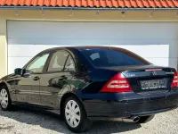 Gebraucht Mercedes C180 Classic 143 PS (105 kW) 2007 Schwarz Limousine