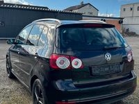 Gebraucht VW Golf VI 105 PS (77 kW) 2011 Schwarz Kleinwagen