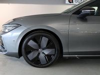 Gebraucht VW Passat R-line 150 PS (110 kW) 2025 Grau Kombi