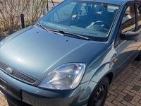 Gebraucht Ford Fiesta Ambiente 69 PS (50 kW) 2002 Grün Kleinwagen