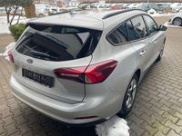 Gebraucht Ford Focus 120 PS (88 kW) 2022 Silber Kombi