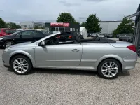 Gebraucht Opel Astra Cosmo 140 PS (102 kW) 2008 Silber Cabrio