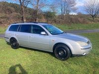 Gebraucht Ford Mondeo 145 PS (106 kW) 2002 Silber Kombi