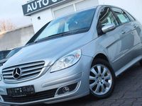 Gebraucht Mercedes B180 109 PS (80 kW) 2007 Silber Van / Kleinbus