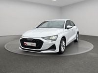 Gebraucht Audi A3 Ambiente 150 PS (110 kW) 2025 Arkonaweiß Limousine