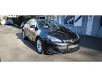 Gebraucht Opel Astra GTC Innovation 179 PS (131 kW) 2012 Graphitschwarz/carbon flash/midn (metallic) Coupé