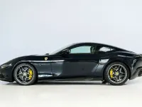 Gebraucht Ferrari Roma 620 PS (456 kW) 2021 Blau Coupé