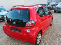 Gebraucht Toyota Aygo Cool 68 PS (50 kW) 2013 Rot Kleinwagen