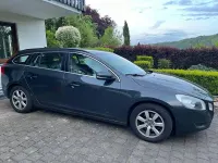 Gebraucht Volvo V60 179 PS (131 kW) 2010 Grau Kombi