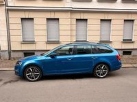 Gebraucht Skoda Octavia RS 184 PS (135 kW) 2014 Blau Kleinwagen