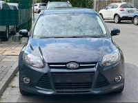 Gebraucht Ford Focus Titanium 116 PS (85 kW) 2013 Grau Kleinwagen