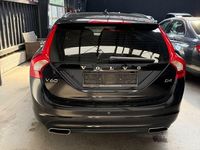 Gebraucht Volvo V60 Momentum 181 PS (133 kW) 2014 Schwarz Kombi