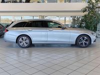 Gebraucht Mercedes E200 Avantgarde 197 PS (144 kW) 2022 Silber Limousine