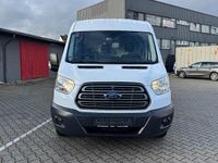 Gebraucht Ford Transit Trend 155 PS (114 kW) 2017 Weiß Van / Kleinbus