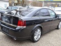 Gebraucht Opel Vectra GTS 211 PS (155 kW) 2003 Saphirschwarz mi2 Limousine