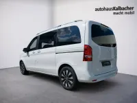 Gebraucht Mercedes V220 163 PS (119 kW) 2021 Weiß Van / Kleinbus
