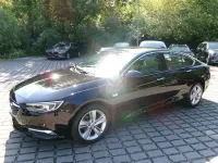 Gebraucht Opel Insignia Innovation 140 PS (102 kW) 2018 Schwarz Limousine