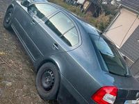 Gebraucht Skoda Octavia 90 PS (66 kW) 2011 Grau Limousine